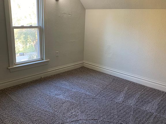 4th image of 502 Howard Ave