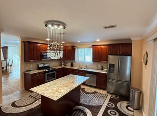 (Undisclosed Address), Staten Island, NY 10306