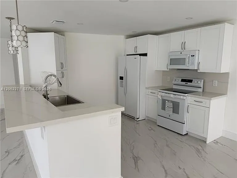 13887 SW 103rd Ln #13887 — Photo 13