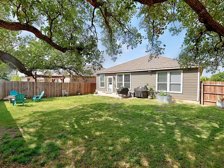 744 Hoot Owl Ln S — Photo 25