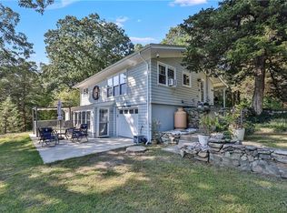 174 Stillwater Rd, Smithfield, RI 02917