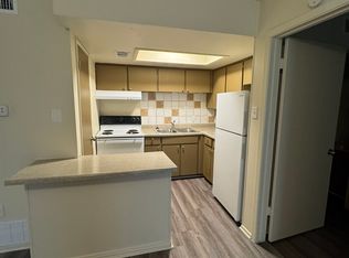 2508 W Hickory St APT 27, Denton, TX 76201