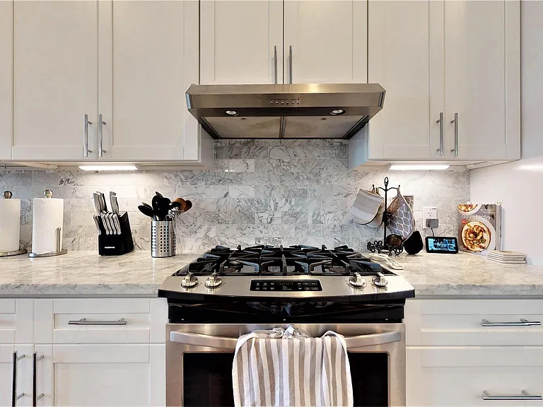 5422 Darling St #C — Photo 12