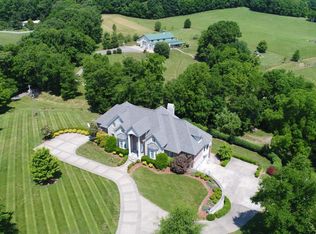 372 Blue Stocking Hllw Rd, Shelbyville, TN 37160