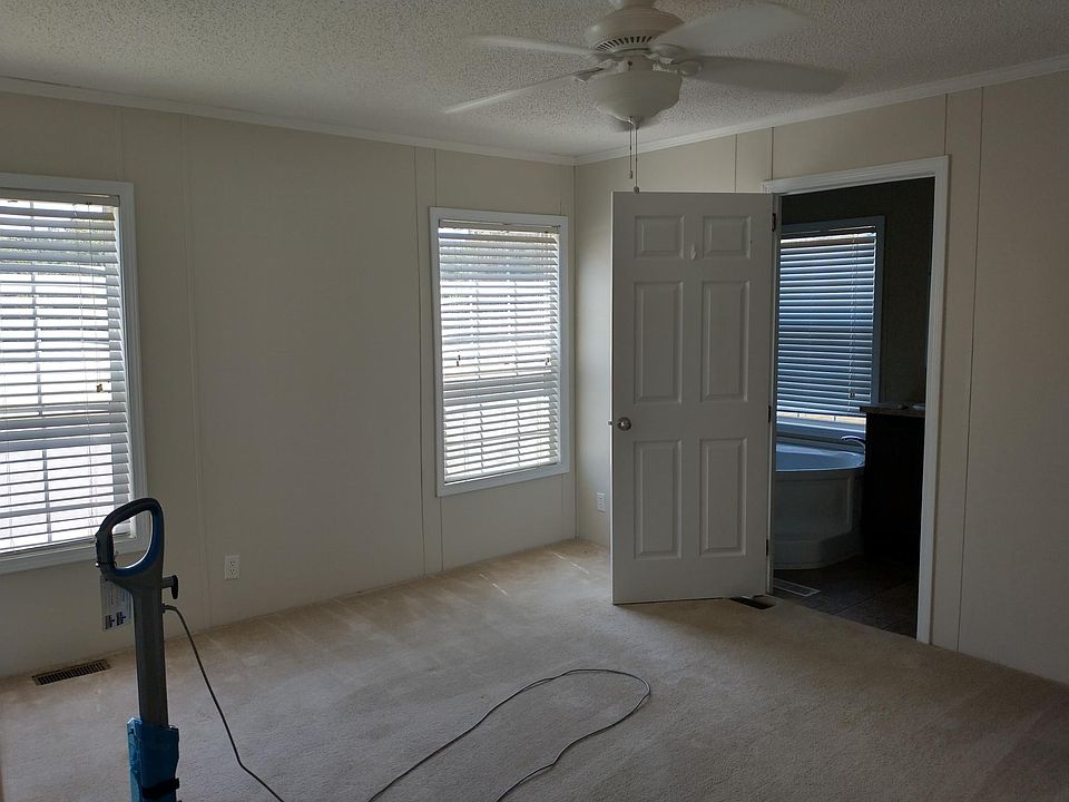 2nd image of 10 Rising Sun Ln