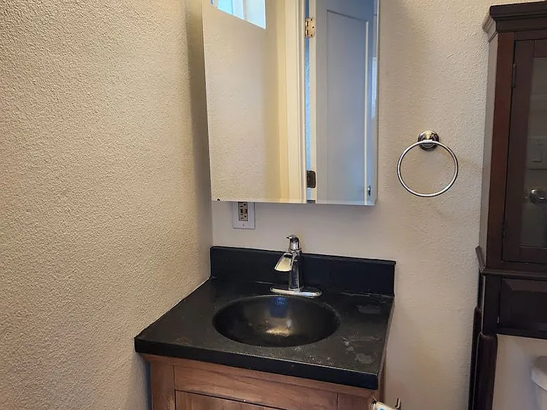312 Vassar Dr SE — Photo 27