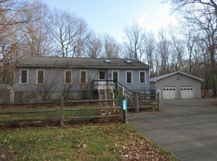 108 Forest Rd, Dingmans Ferry, PA 18328