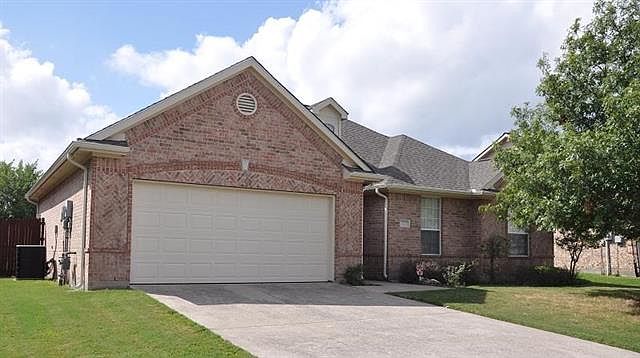 1st image of 300 Autumn Breeze Dr