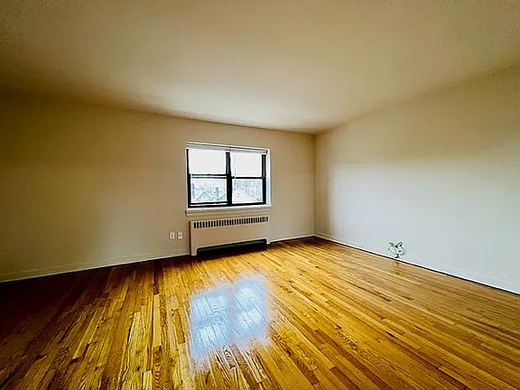 5th image of 151 Washington Ave