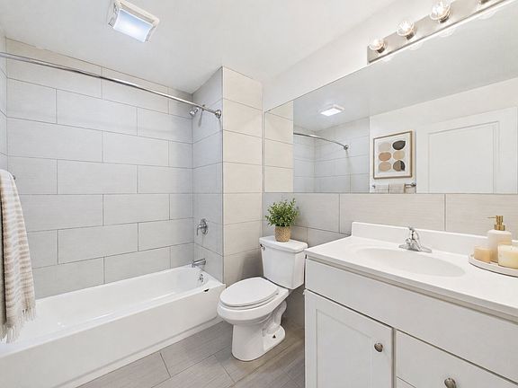 5th image of 164 W Chelten Ave Unit 219