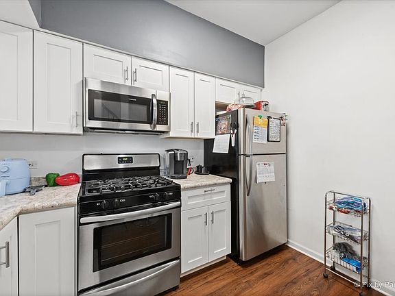 5th image of 1431 Essex St