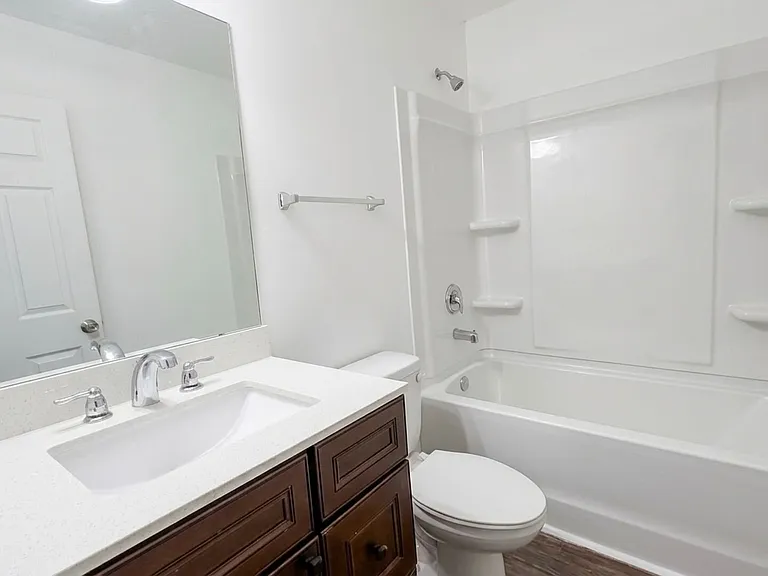 1756 Lane Ave S — Photo 8