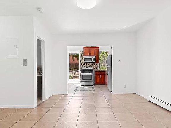 5th image of 3857 9th St