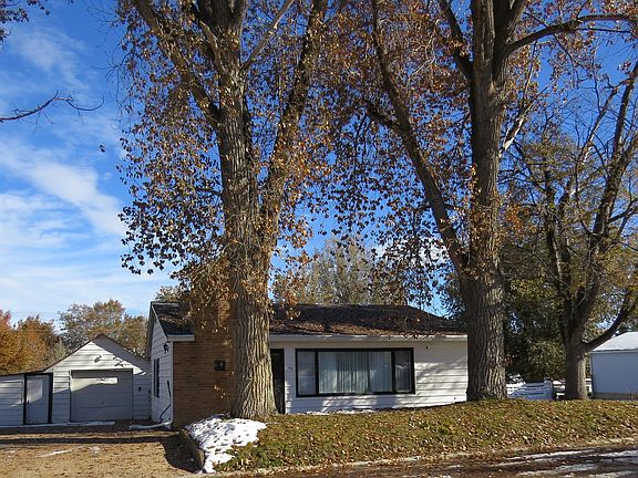 2nd image of 1725 S Thurmond St