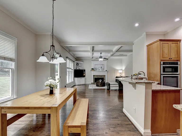 2051 Crown Vetch Ln — Photo 25