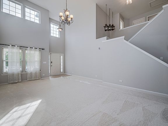 5th image of 2764 Whitehall Ln
