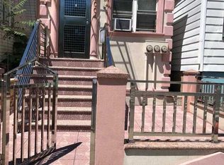 3004 94th St, East Elmhurst, NY 11369