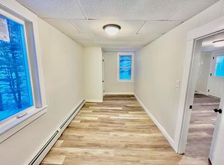 416 Main St APT D, Springvale, ME 04083