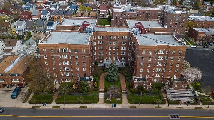 1st image of 84-49 168th St #3L