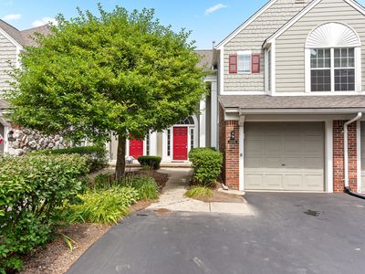 1955 Eagle Pointe, Bloomfield Hills, MI, 48304