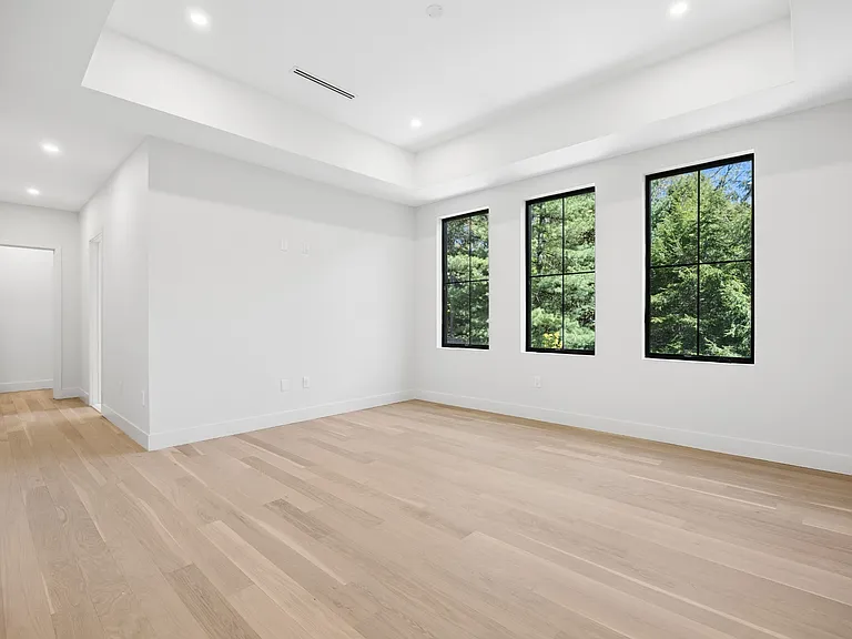 242 Hardenburgh Ave — Photo 25