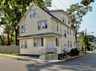182 Burkley Pl APT 3, Vauxhall, NJ 07088