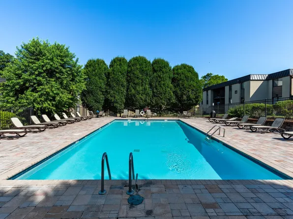 6680 Charlotte Pike APT K3, Nashville, TN 37209