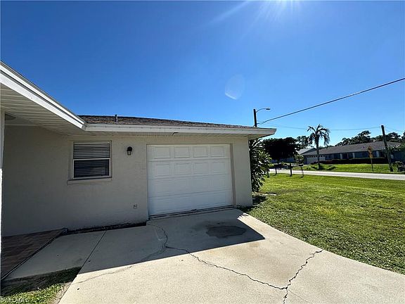 3rd image of 7435 Pebble Beach Rd