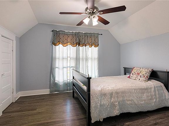 5th image of 1021 Orville Ave