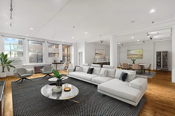 Sold by Compass | media 1