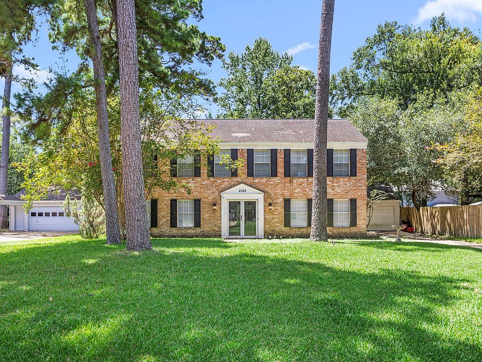 1st image of 2142 Parkdale Dr