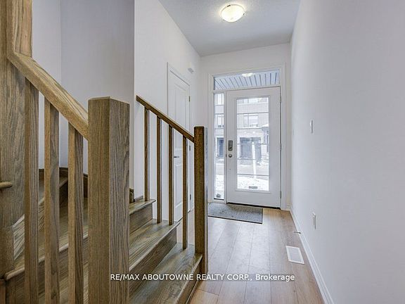 4th image of 120 Court Dr #85