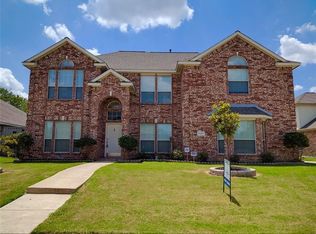 2413 Quail Hollow Dr, Sachse, TX 75048