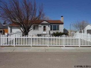 413 Beech Ave, Kemmerer, WY 83101