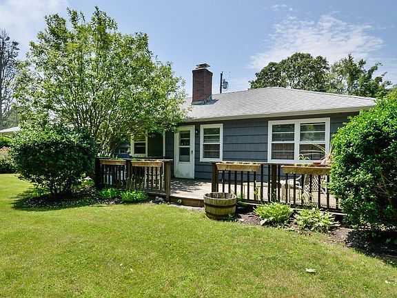 2nd image of 615 E Gillette Dr
