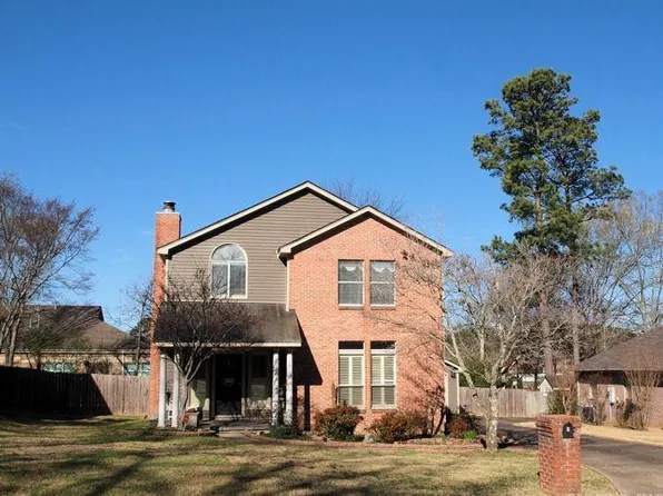 6 Westchase Dr, Little Rock, AR 72223
