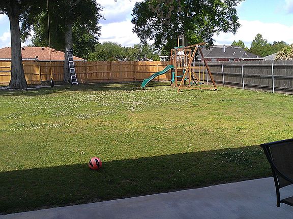 2nd image of 260 Brentwood Dr