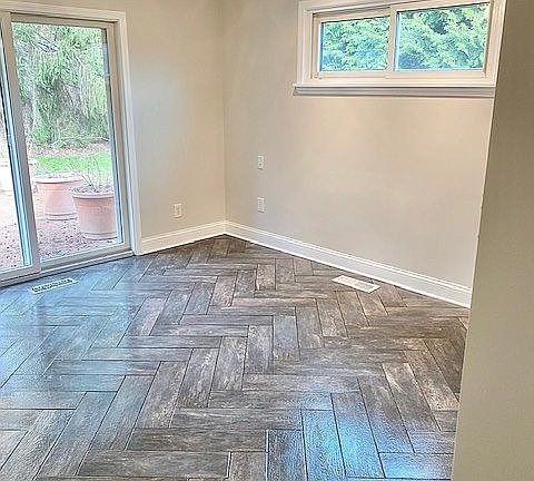 5th image of 7710 Sagamore Hills Blvd