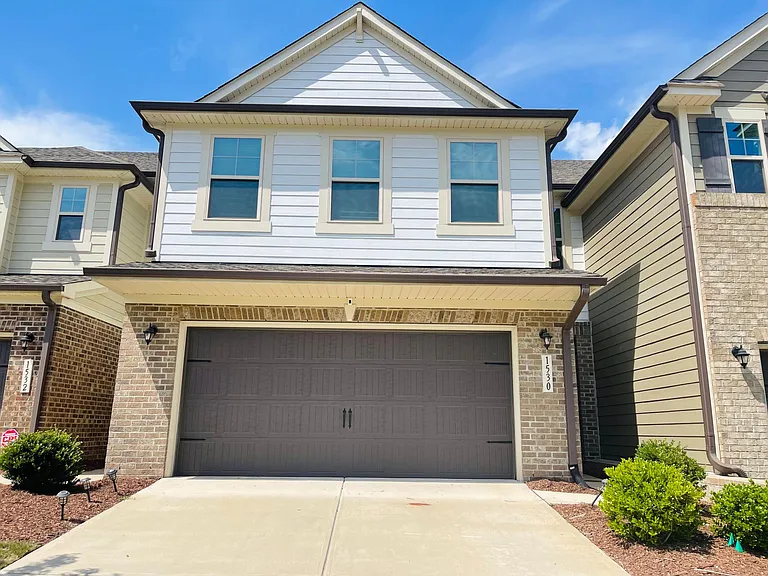 1530 Catch Fly Ln — Photo 1