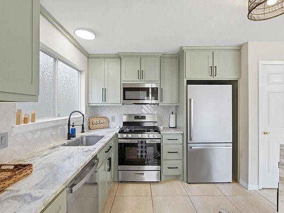5th image of 3946 Mossy Place Ln