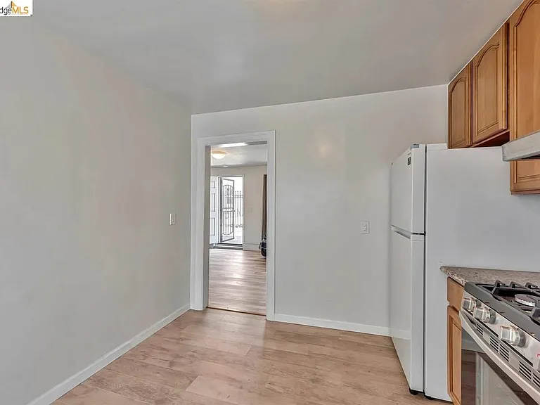 1715 9th Ave #C — Photo 12