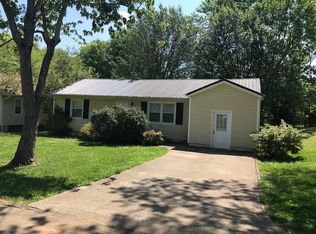 904 Emmett Ave NW, Cleveland, TN 37311
