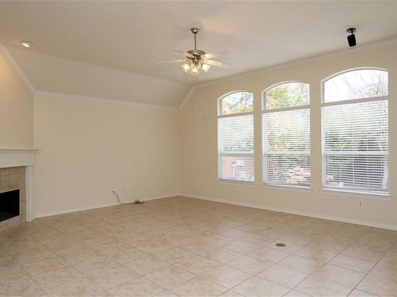 5th image of 2510 Franklin Woods Dr