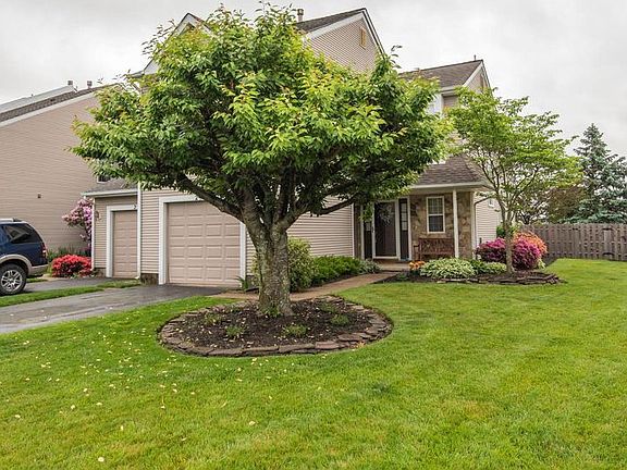 3rd image of 251 Sequoia Dr