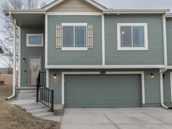 14241 Wood Valley Dr, Omaha, NE 68142