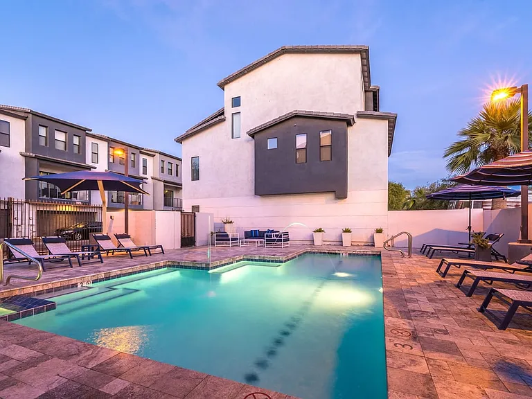 Dolce Villagio Townhomes — Photo 15