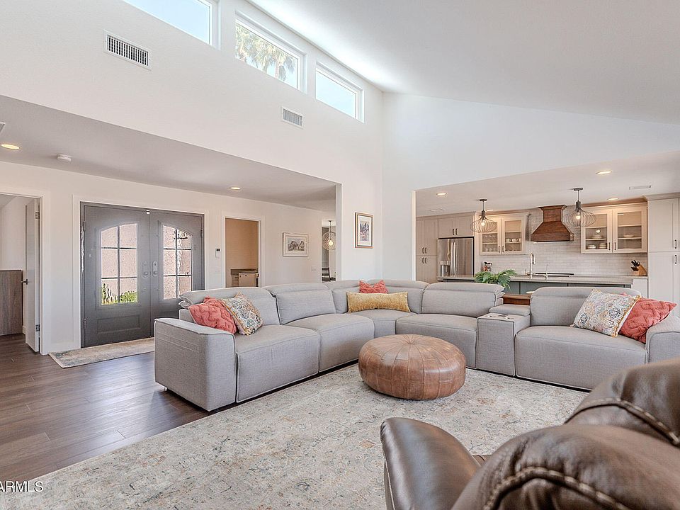 1st image of 25607 S GLENBURN Drive