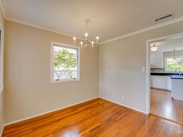719 I Ave — Photo 11