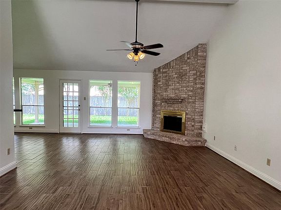 5th image of 8515 Greenleaf Lake Dr