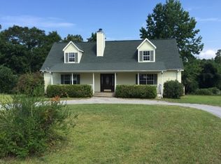 1255 E Wesley Chapel Rd, Byron, GA 31008